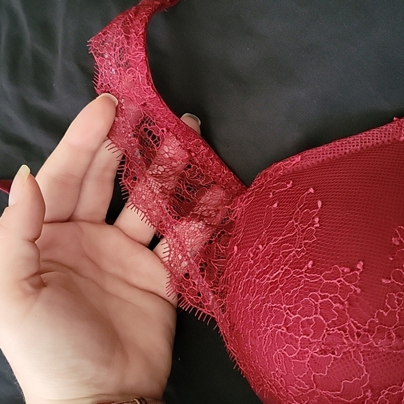 Victoria's Secret Very Sexy Push Up Maroon bra, sz 34B - Picture 5 of 10